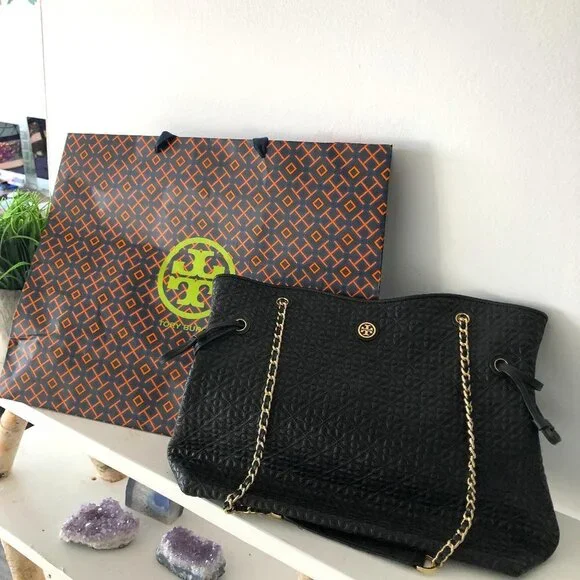 NWOT  Tory Burch Bryant Quilted Slouchy Tote Black ORIGINAL - Picture 2 of 9